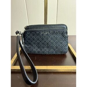 COACH‎ Wristlet Purse Women's Double Corner Zip Wristlet Black Signature C